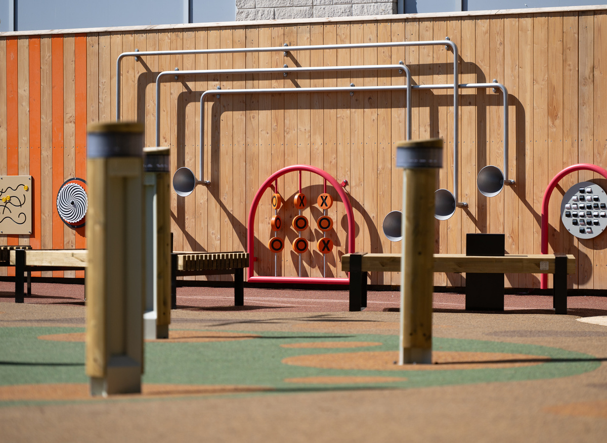 Wintergarden-Play Wall-1